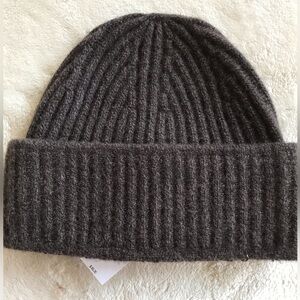 Banana Republic Cashmere Blend Dark Brown Heather Ribbed Beanie/Hat